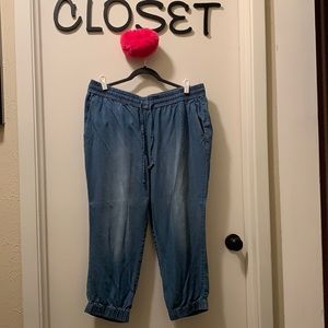 Light blue chambray joggers